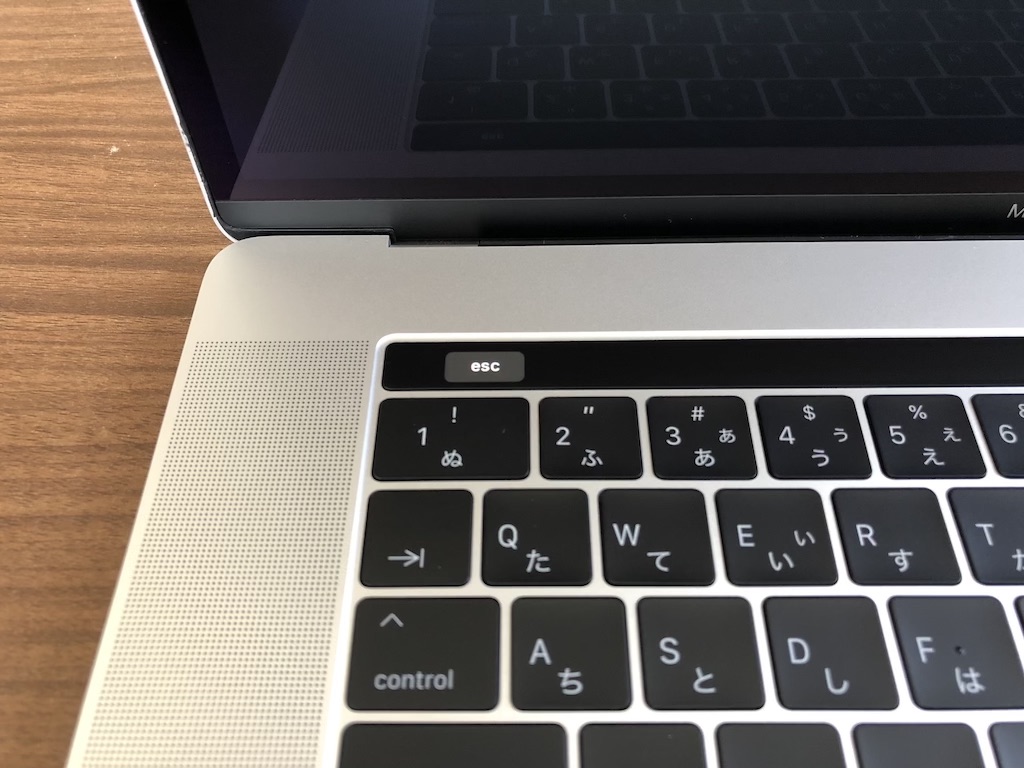 修理後の綺麗なMac